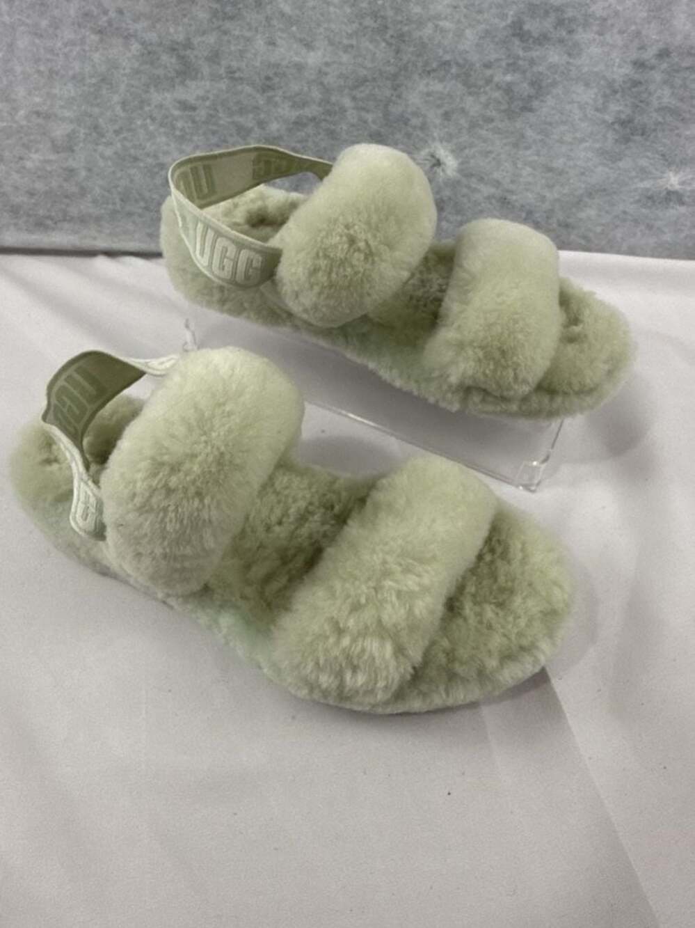 UGG Fluff Yeah Slide Sandals Size 8